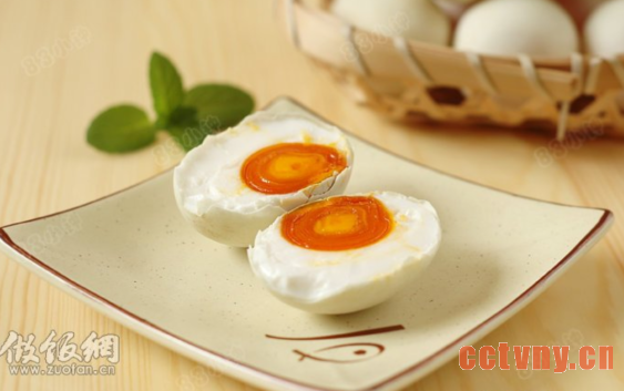 腌制咸鸭蛋的方法